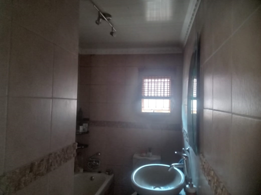 2 Bedroom Property for Sale in Navalsig Free State